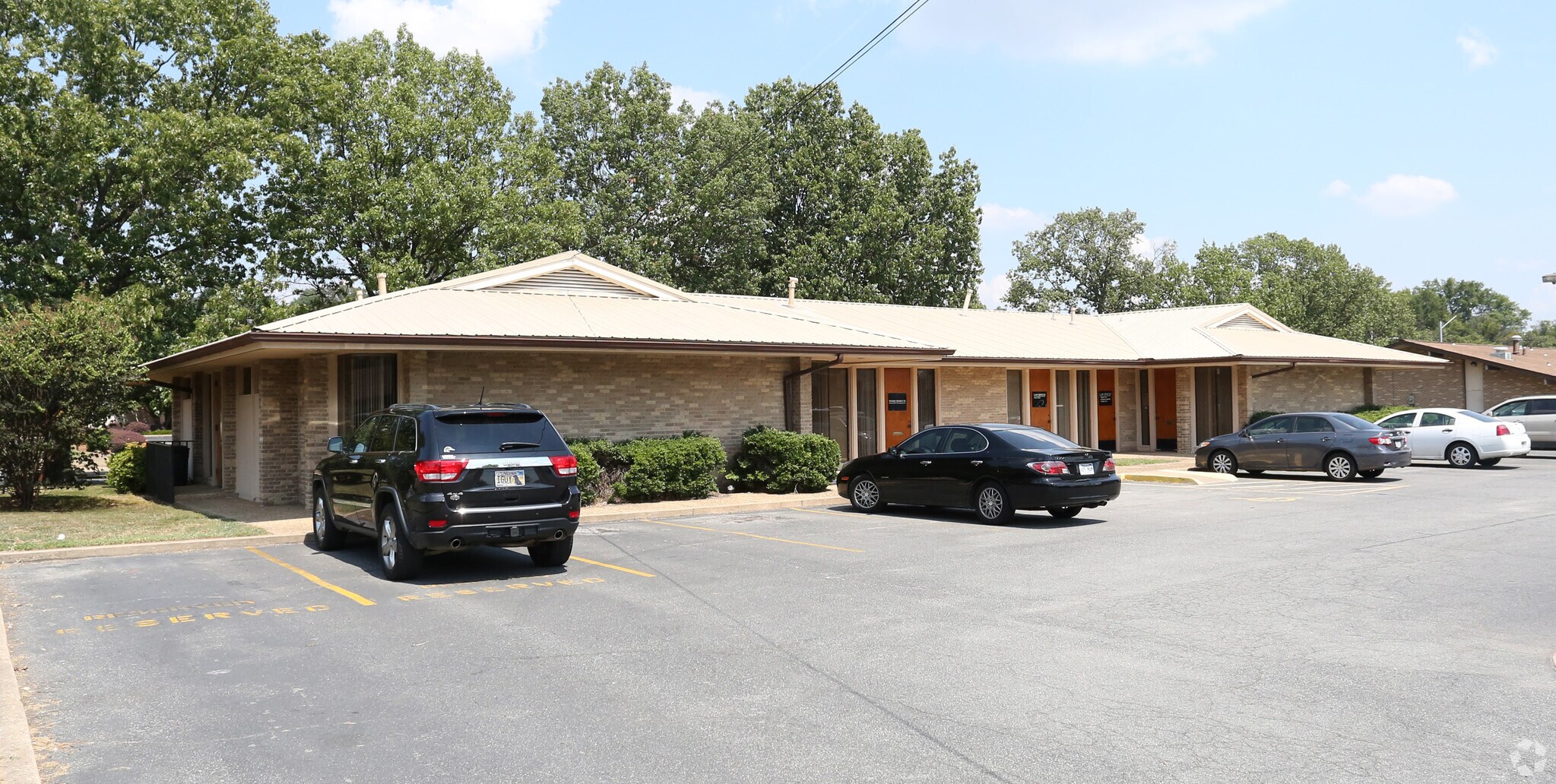 406 W Pershing Blvd, North Little Rock, AR à louer Photo de l’immeuble– Image 1 sur 4