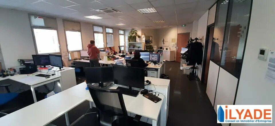 Bureau dans Aix-En-Provence à louer - Photo de l’immeuble – Image 3 sur 5