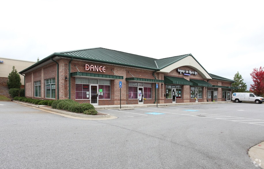 45 Old Peachtree Rd NW, Suwanee, GA à louer - Photo principale – Image 1 sur 2
