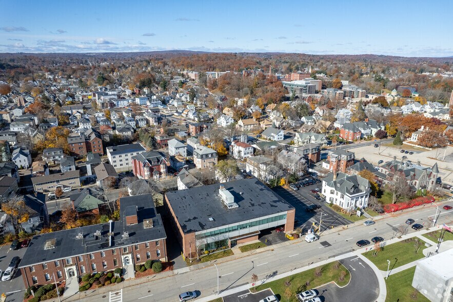 43 Harvard St, Worcester, MA à louer - Aérien – Image 2 sur 33