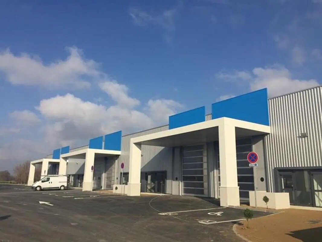 737 Rue De L'Hers, Escalquens à louer Photo de l’immeuble– Image 1 sur 6