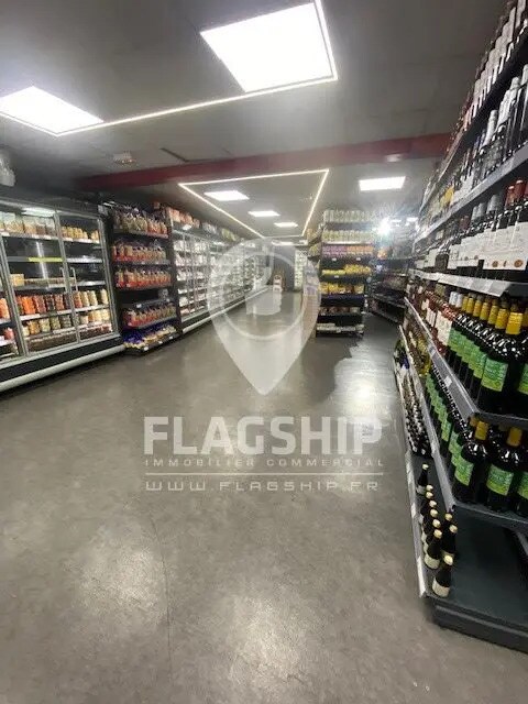 Plus de détails pour Local commercial à louer