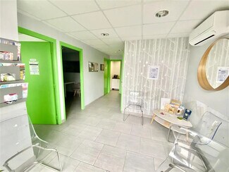 Plus de détails pour Bureau à vendre