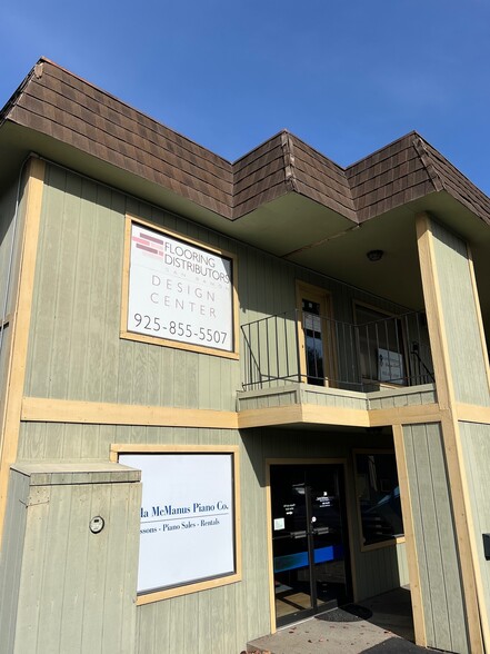 2100 San Ramon Valley Blvd, San Ramon, CA à louer - Photo de l’immeuble – Image 3 sur 26