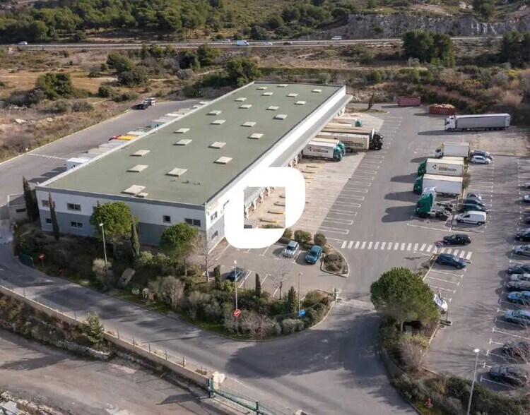 Industriel/Logistique dans Gignac-la-Nerthe à louer - Photo de l’immeuble – Image 1 sur 3