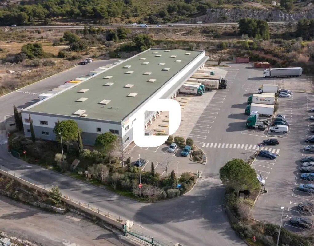 Industriel/Logistique dans Gignac-la-Nerthe à louer Photo de l’immeuble– Image 1 sur 4