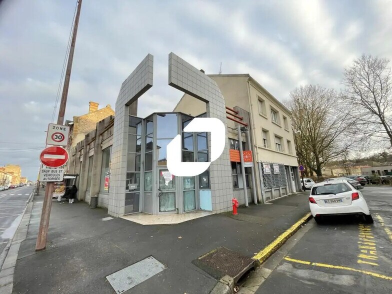 Bureau dans Châlons-en-Champagne à vendre - Photo de l’immeuble – Image 1 sur 10