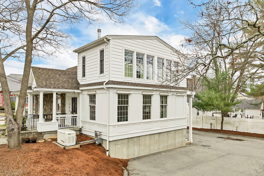 205 Chelmsford St, Chelmsford, MA à vendre - Photo de l’immeuble – Image 2 sur 34