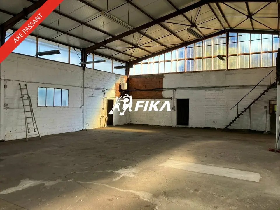 Local d'activités dans Odars à vendre Photo de l’immeuble– Image 1 sur 10