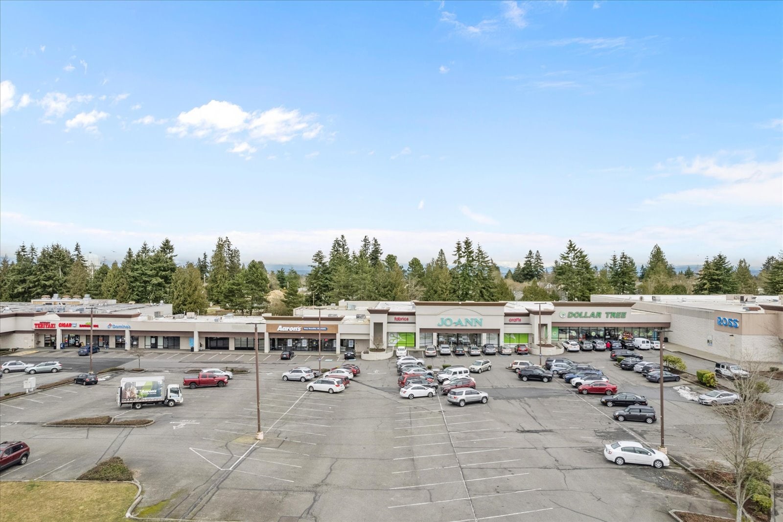 7601-7621 Evergreen Way, Everett, WA à louer Photo de l’immeuble– Image 1 sur 1