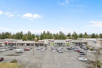 7601-7621 Evergreen Way, Everett, WA à louer Photo de l’immeuble– Image 1 sur 1