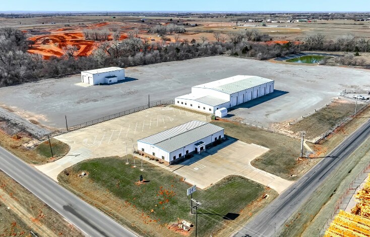 2003 S Merritt Rd, Elk City, OK à louer - Photo de l’immeuble – Image 2 sur 17