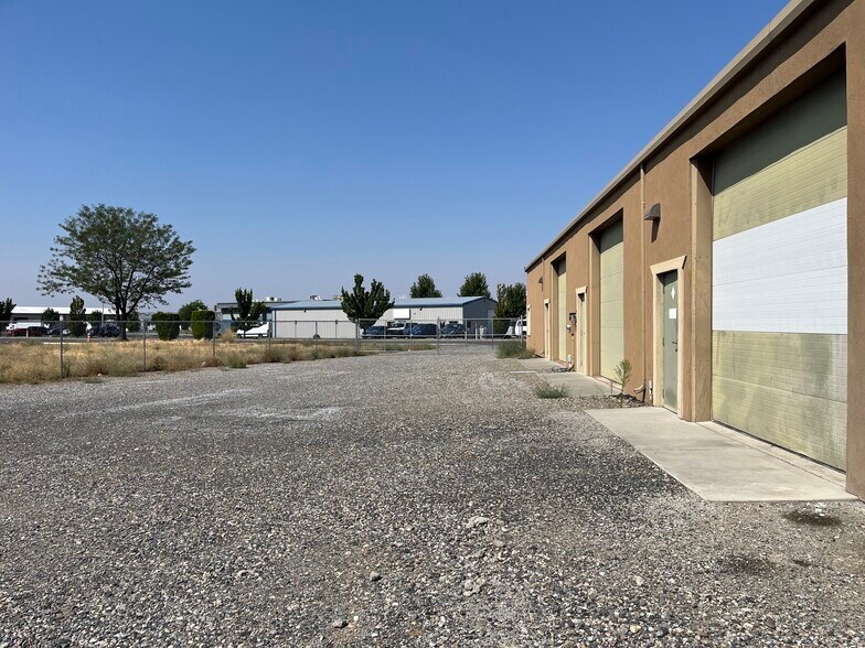 2380-2382 Lindberg Loop, Richland, WA à louer - Photo de l’immeuble – Image 3 sur 6