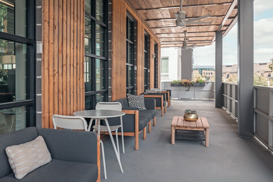 11600 Rock Rose Ave, Austin, TX à louer - Photo de l’immeuble – Image 2 sur 8