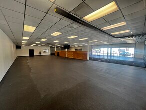 16889-16929 Beach Blvd, Huntington Beach, CA à louer Photo intérieure– Image 2 sur 8