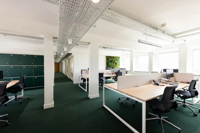 Plus de détails pour 137 Rue De L'Universite, Paris - Coworking à louer