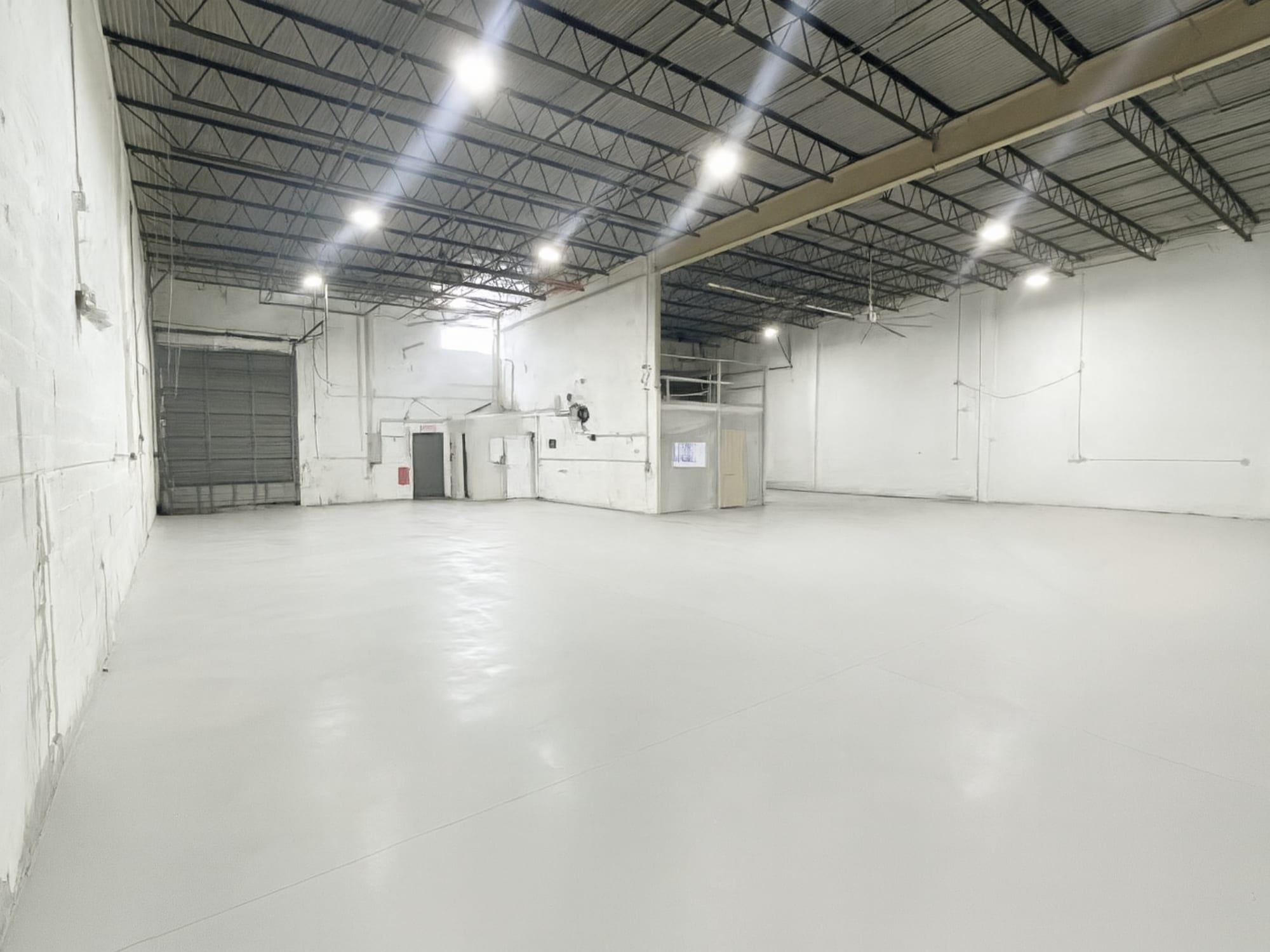 4201-4250 NW 37th Ct, Miami, FL à louer Photo intérieure– Image 1 sur 3