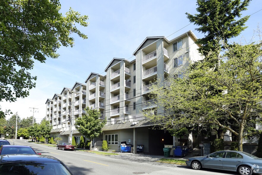 1100 N 115th St, Seattle, WA à louer - Photo de l’immeuble – Image 2 sur 4