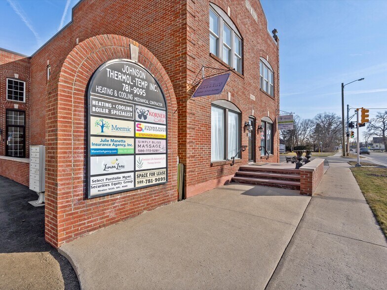 58540 Van Dyke Ave, Washington, MI à vendre - Photo de l’immeuble – Image 3 sur 70