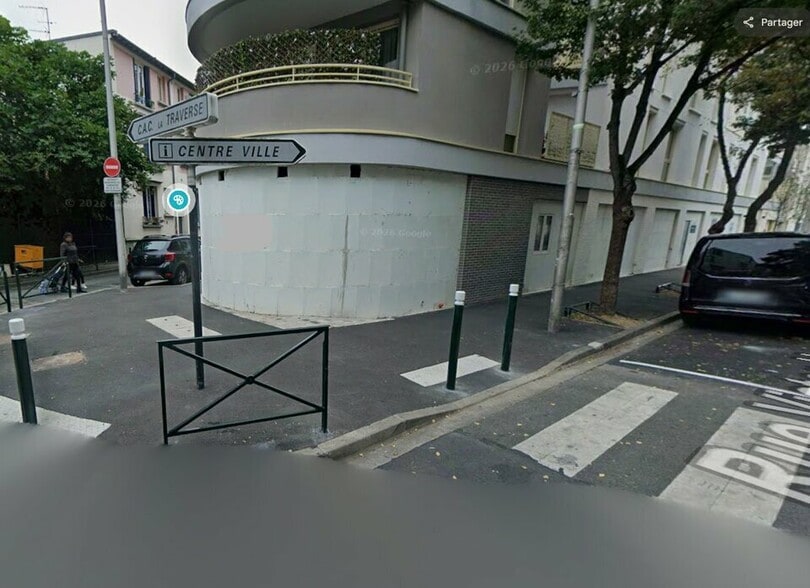 Local commercial dans Alfortville à louer - Photo de l’immeuble – Image 2 sur 4