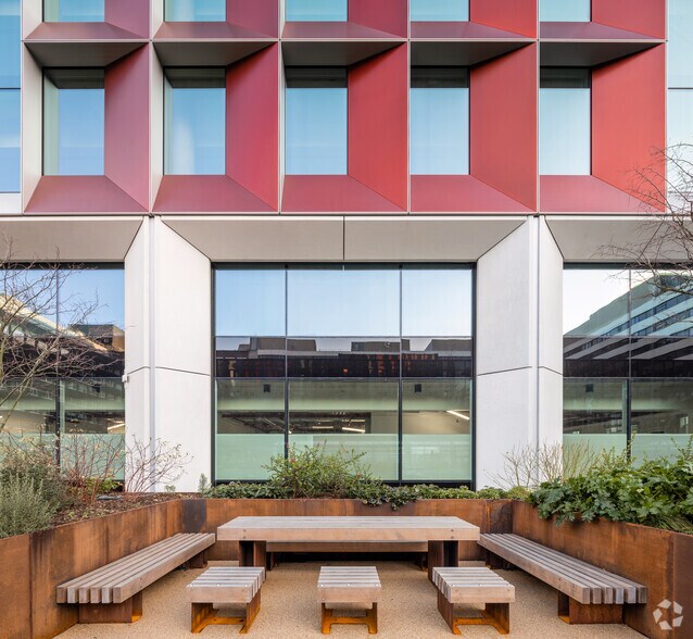 245 Hammersmith Rd, Londres à louer - Photo de l’immeuble – Image 2 sur 31