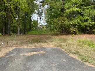Plus de détails pour 1601 Hillsboro St, Pittsboro, NC - Terrain à louer