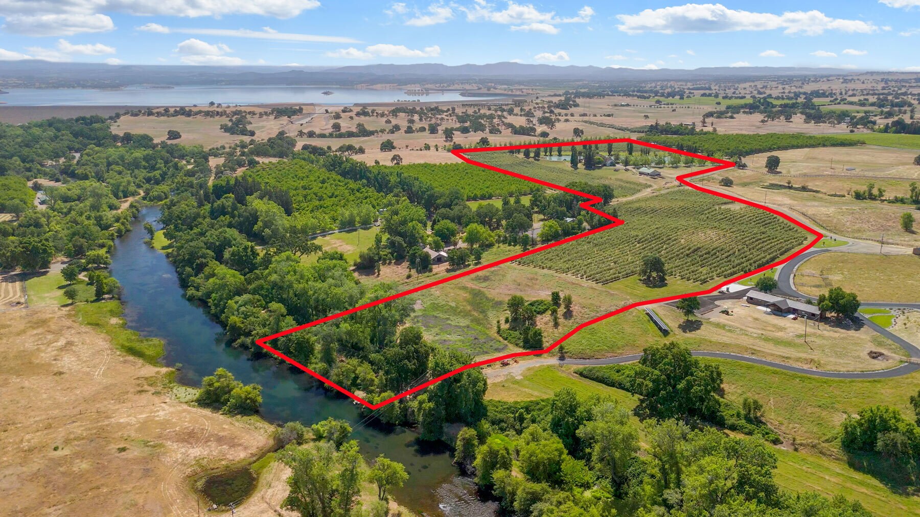 24999 N McIntire Rd, Clements, CA à vendre Photo de l’immeuble– Image 1 sur 11