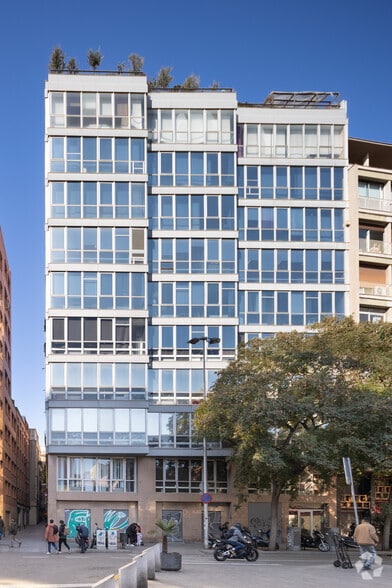 Avinguda De Francesc Cambó, 19, Barcelone, Barcelona à louer - Photo de l’immeuble – Image 2 sur 5