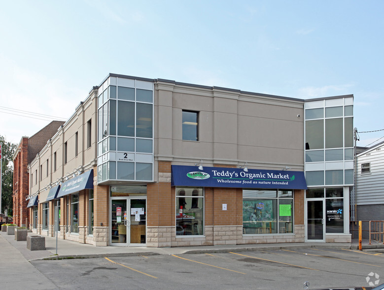 2 Brock St W, Uxbridge, ON à louer - Photo principale – Image 1 sur 2