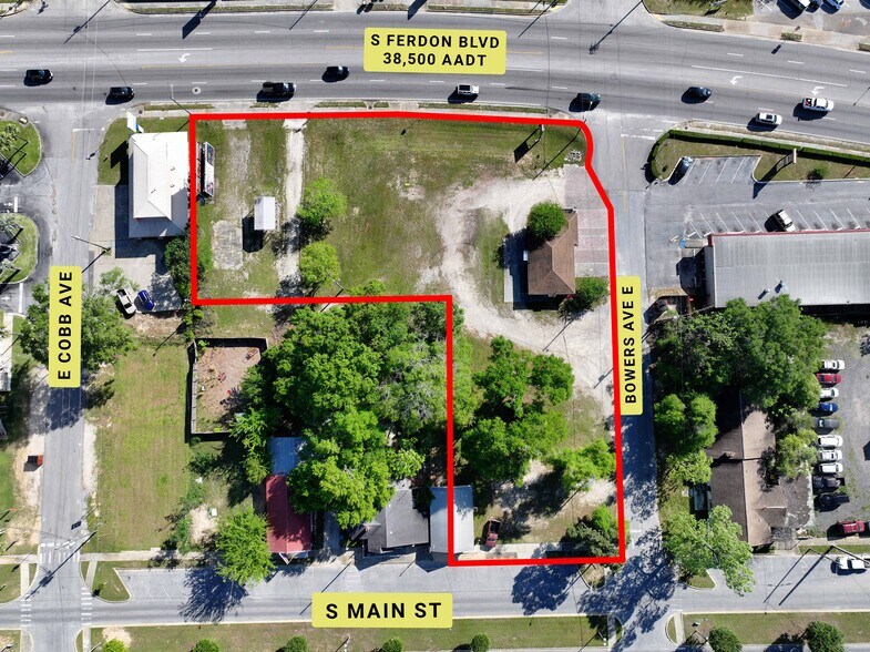 582 Ferdon Blvd, Crestview, FL à vendre - Photo de l’immeuble – Image 2 sur 7