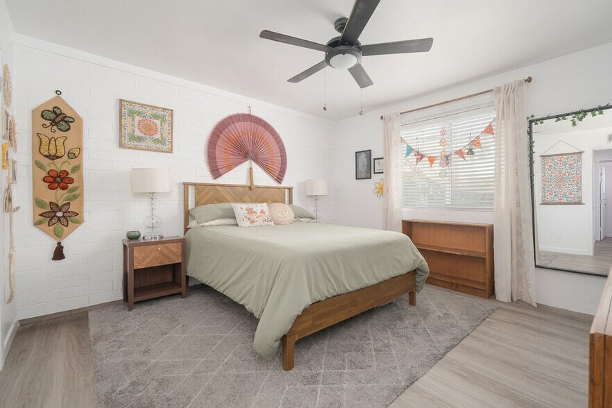 4401 N 21st St, Phoenix, AZ à vendre - Photo de l’immeuble – Image 3 sur 15