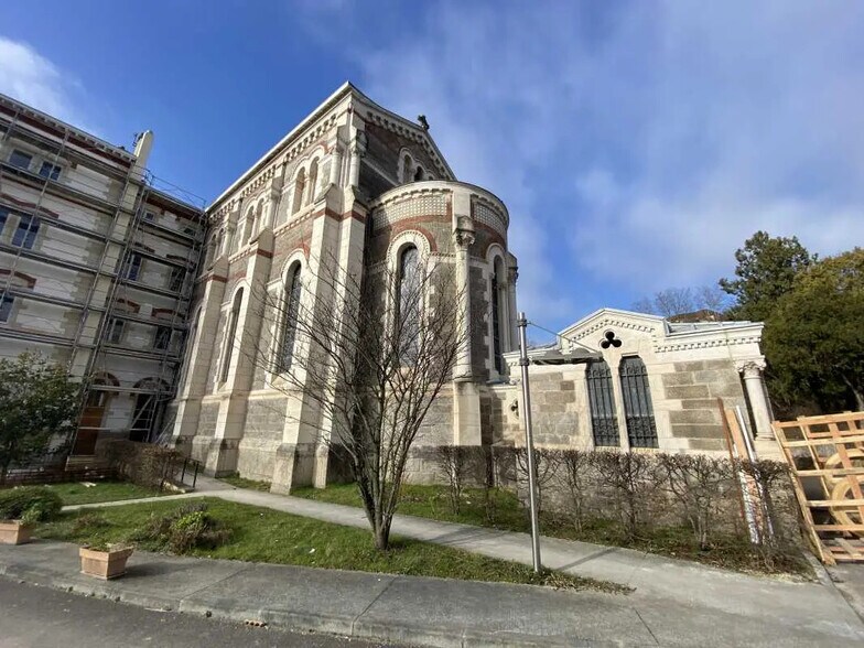 74 Chemin Du Grand Roule, Sainte-Foy-lès-Lyon à louer - Photo de l’immeuble – Image 1 sur 10