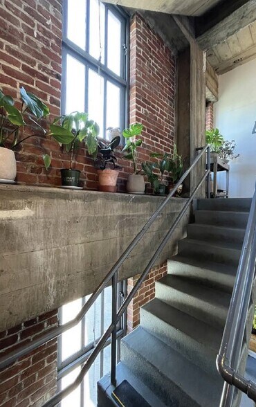 3401 Piedmont Ave, Oakland, CA à louer - Photo de l’immeuble – Image 3 sur 9
