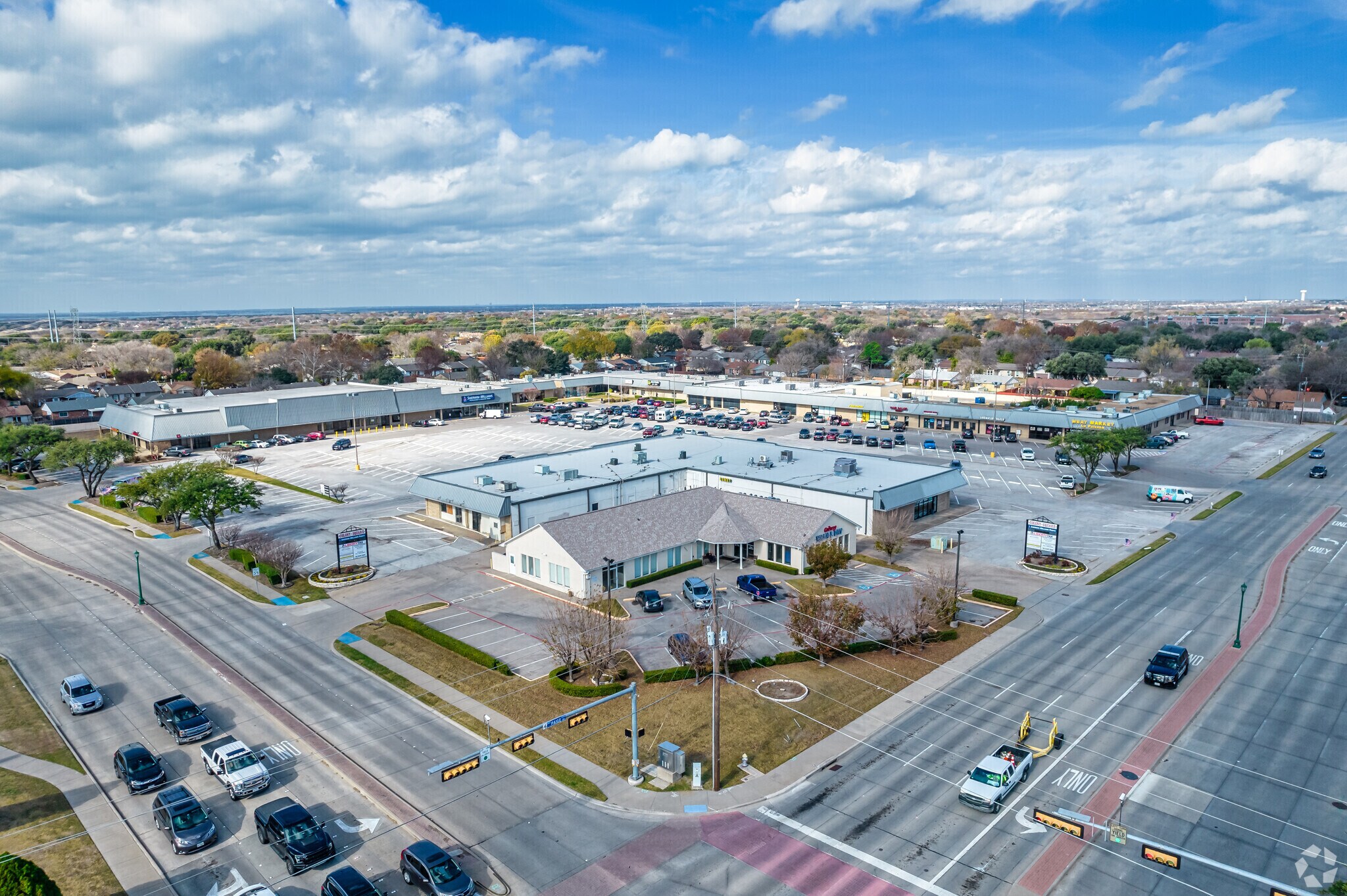 5201 S Colony Blvd, The Colony, TX à louer Photo principale– Image 1 sur 6