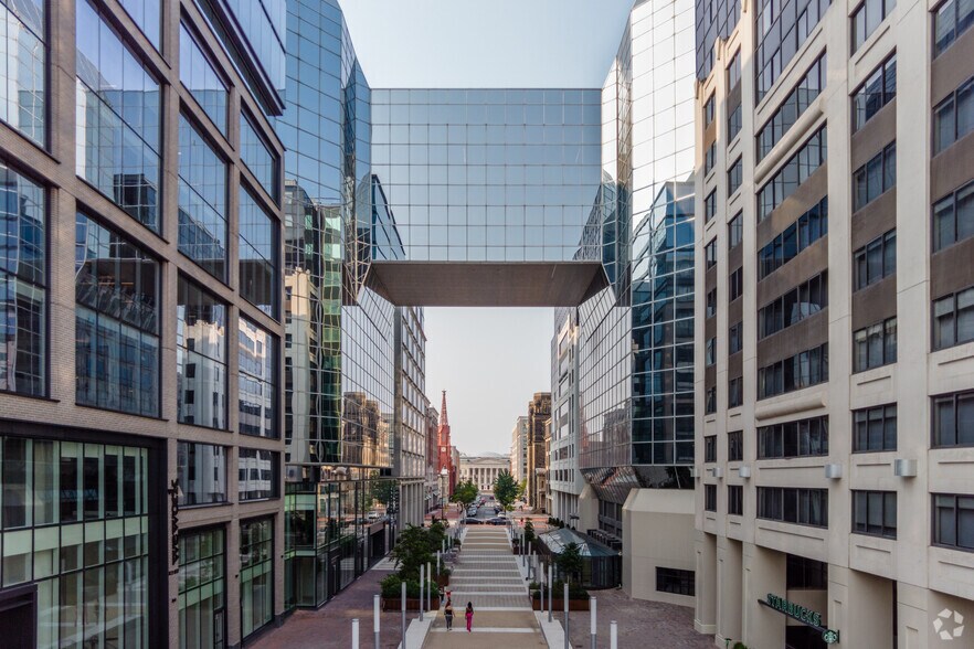 800 K St NW, Washington, DC à louer - Photo de l’immeuble – Image 2 sur 6