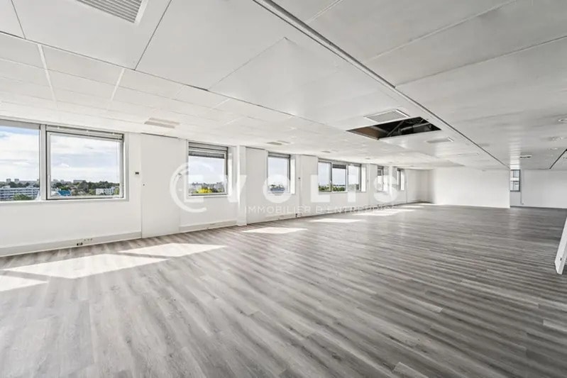 12-14 Rue Du Centre, Noisy-le-Grand à louer - Photo de l’immeuble – Image 2 sur 14