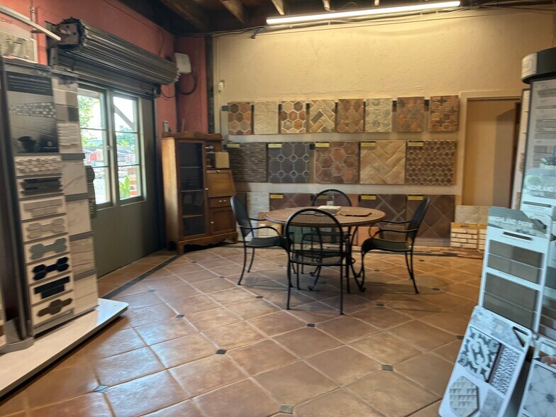 3150 Power Inn Rd, Sacramento, CA à vendre - Photo de l’immeuble – Image 2 sur 7