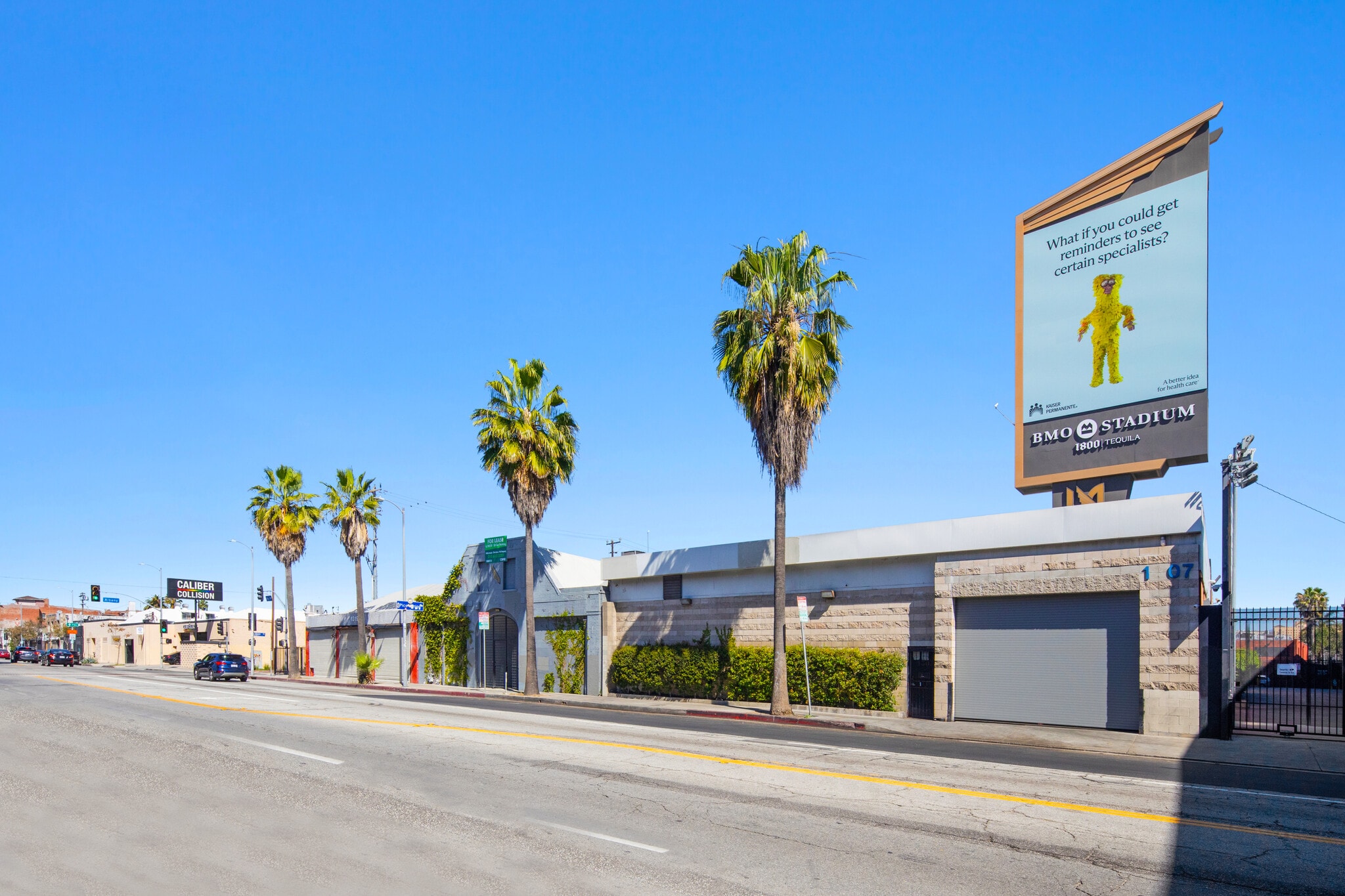 1307 W Pico Blvd, Los Angeles, CA à louer Photo principale– Image 1 sur 12