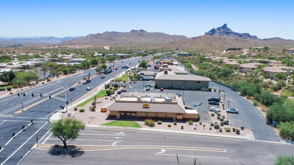 17053 E Shea Blvd, Fountain Hills, AZ à louer - Photo de l’immeuble – Image 3 sur 6