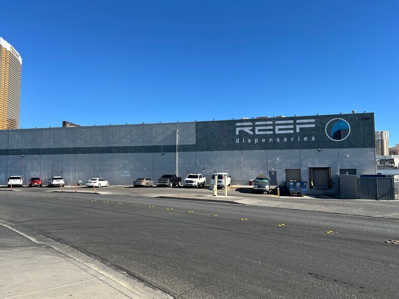3400 Western Ave, Las Vegas, NV à louer - Photo de l’immeuble – Image 1 sur 4