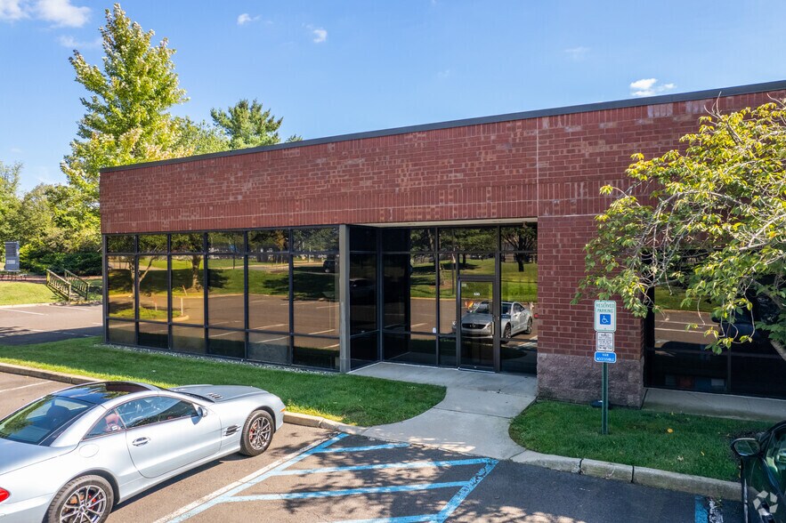 500 Horizon Dr, Hamilton, NJ à louer - Photo de l’immeuble – Image 3 sur 6