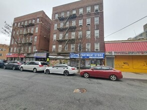 652-666 Courtlandt Ave, Bronx, NY à louer Photo de l’immeuble– Image 1 sur 6