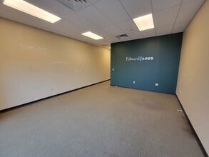315 W Ireland Rd, South Bend, IN à louer Photo intérieure– Image 1 sur 7