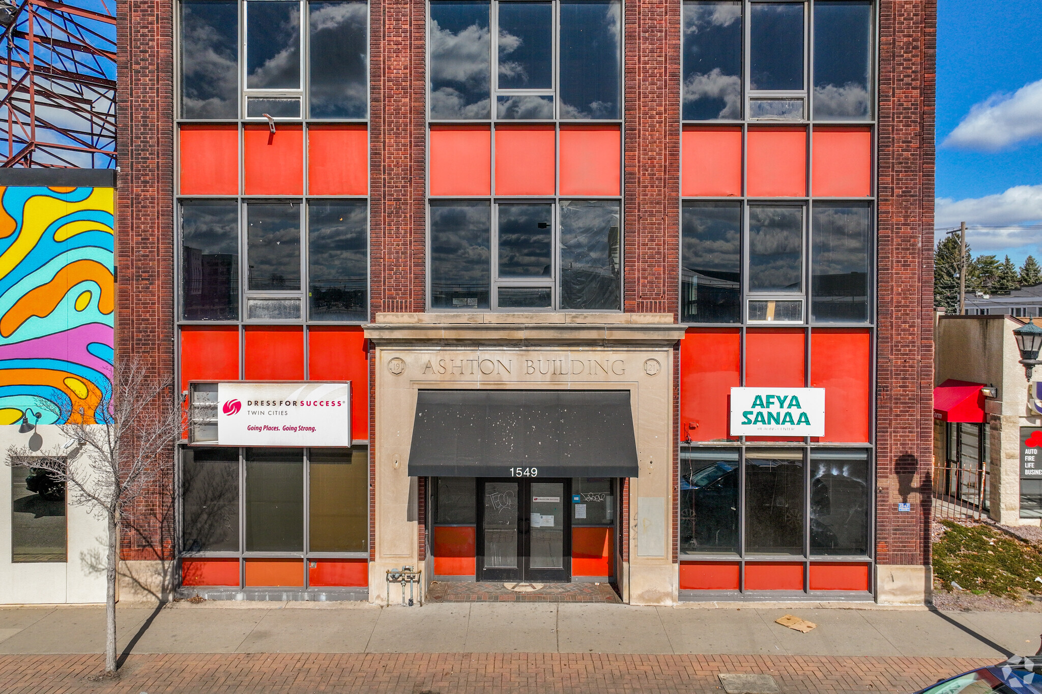 1549 University Ave W, Saint Paul, MN à louer Photo de l’immeuble– Image 1 sur 13