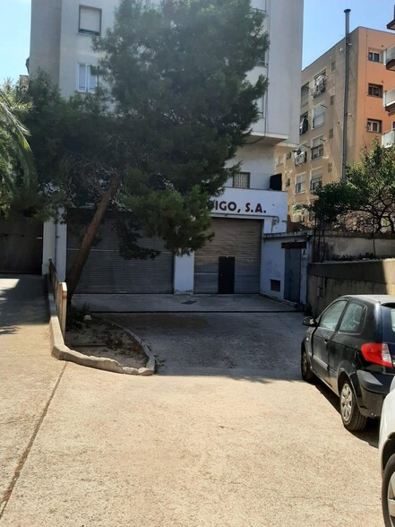 Industriel/Logistique dans Sant Feliu de Llobregat, Barcelona à louer - Photo de l’immeuble – Image 2 sur 3