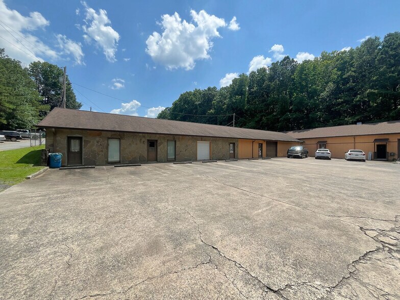 109 Elliott Industrial Dr, Woodstock, GA à louer - Photo de l’immeuble – Image 2 sur 10