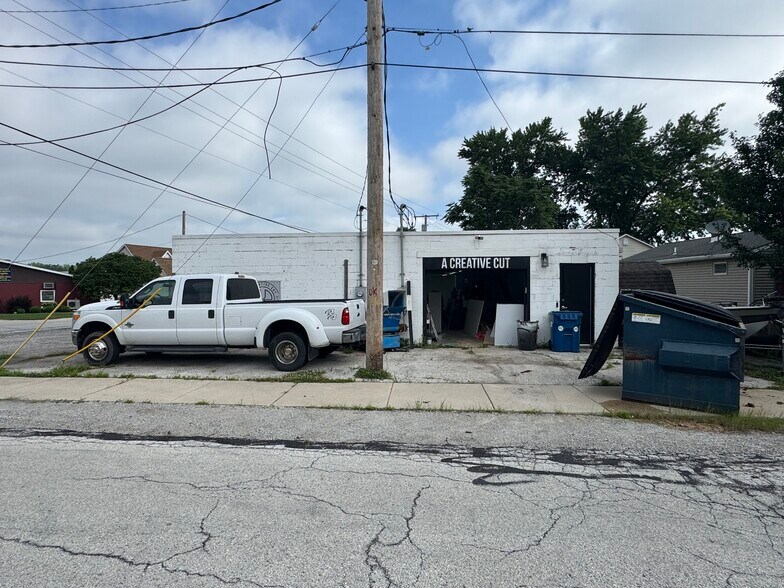 800 Merrillville Rd, Crown Point, IN à vendre - Photo de l’immeuble – Image 2 sur 3