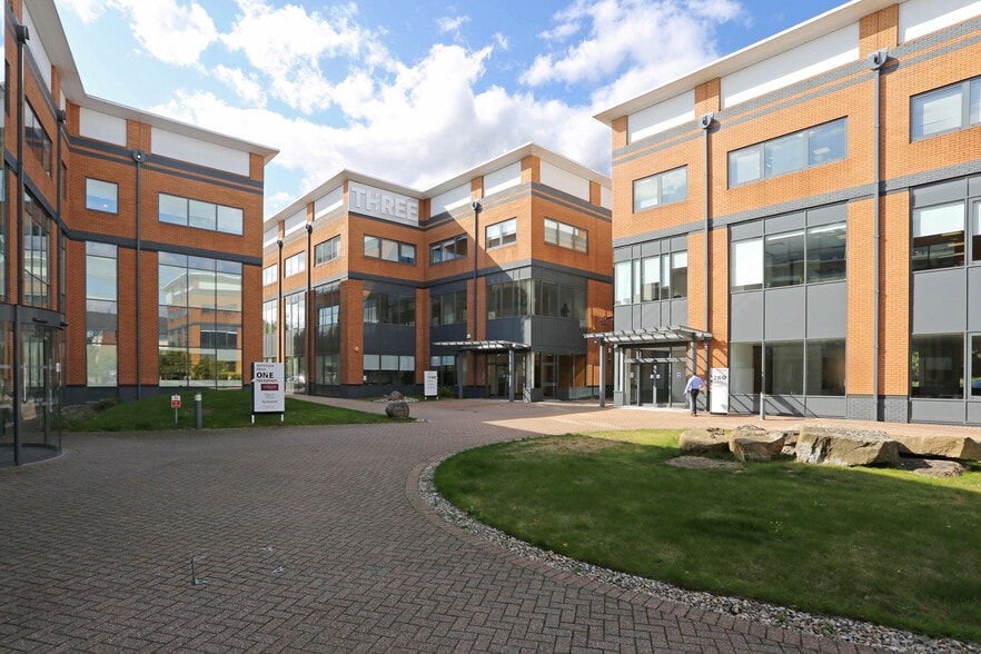 3 Waterside Dr, Reading à louer - Photo de l’immeuble – Image 3 sur 7