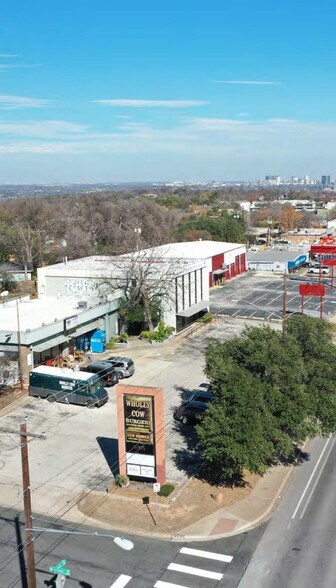 3010 S Lamar Blvd, Austin, TX à vendre - Photo de l’immeuble – Image 3 sur 3