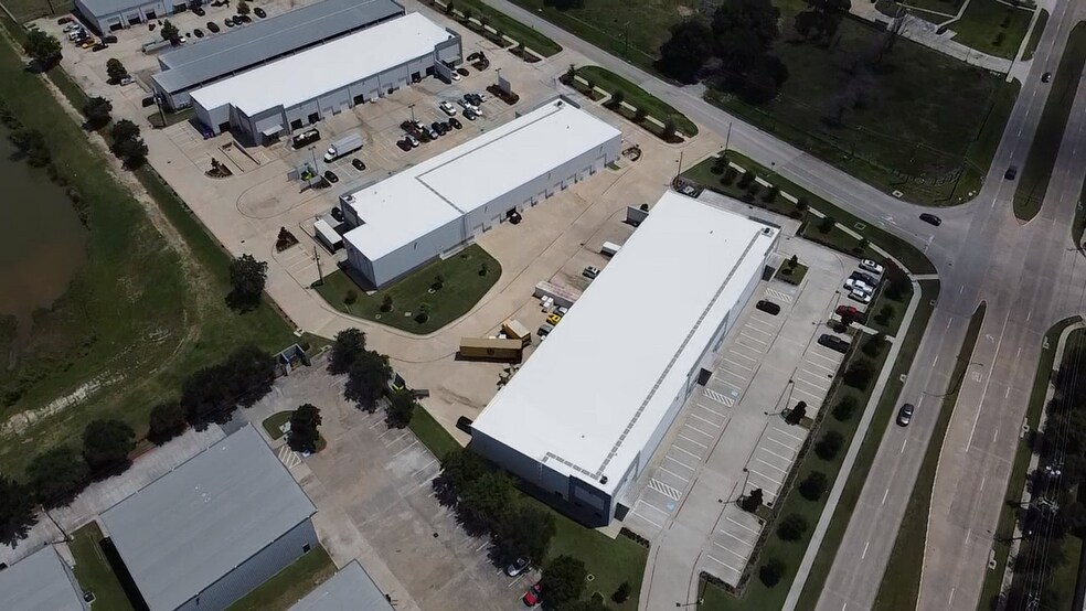 13255 Stafford Rd, Missouri City, TX à louer - Photo de l’immeuble – Image 3 sur 4